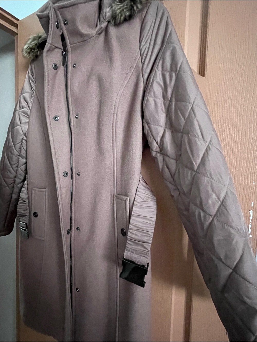 Kenneth Cole New York Taupe Quilted-Sleeve Trench Coat with Faux Fur Trim - Picture 6 of 10